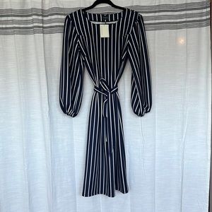 Modest Navy Striped Balloon Sleeve Midi Dress